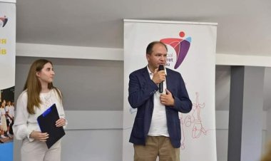 ✅Sectorul Buiucani are un Centru Municipal de Tineret! Îl puteți găsi chiar pe malul lacului din Parcul "La Izvor", într...