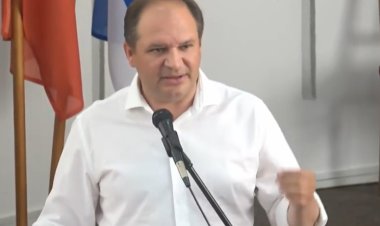 Referitor la instituțiile educaționale din municipiul Chișinău.  În acest domeniu investim foarte mult! *** Об учебных з...