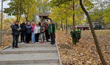 Chișinăuienii s-au mobilizat astăzi pentru o amplă acțiune de salubrizare organizată de Primăria Municipiului Chișinău!...