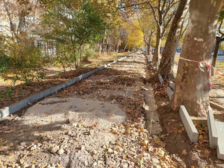 ✒Pretura sectorului Buiucani, cu suportul Primăria Municipiului Chișinău a demarat un nou proiect de reparație a trotuar...