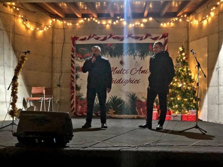 Crăciunul ne unește!  Astăzi, în ajunul Crăciunului, Primaria Municipiului Chișinău și Pretura Sectorului Buiucani s-au...