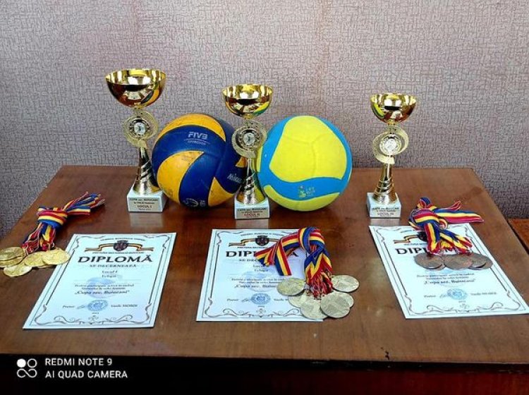 Pretura sectorului Buiucani a organizat astăzi competiții sportive între instituțiile preuniversitare - "Cupa Buiucani" de volei.