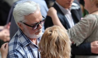 Pretura sectorului Buiucani: Proiectul socio-cultural de weekend „Dialog între generații” revine în Grădina Publică „Ște...