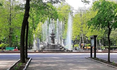 ✍ Suntem bucuroși să vă anunțăm că fântânile arteziene din Sectorul Buiucani au fost repornite astazi!  ☝ După o lunga p...