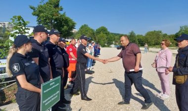 ✍ Pretura sectorului Buiucani, în comun cu formațiunile municipale de protecție civilă, au desfășurat astăzi aplicații d...