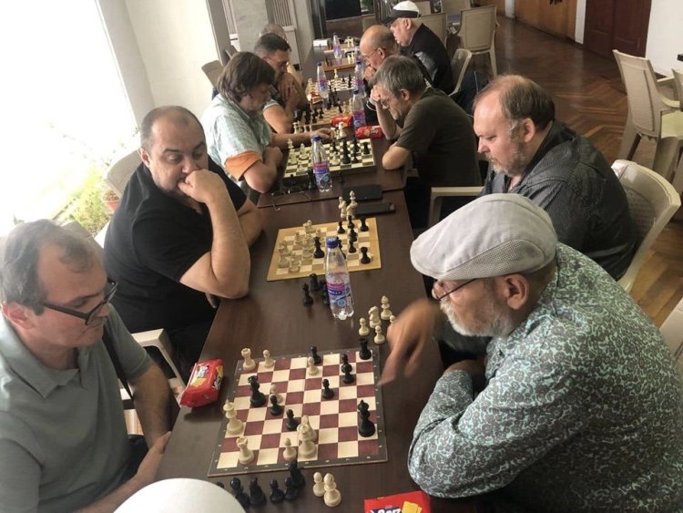 ♟ Campionatul de Șah și joc de Dame pentru seniori în sectoarele Chișinăului! ☝După cum a fost anunțat, Campionatul muni...