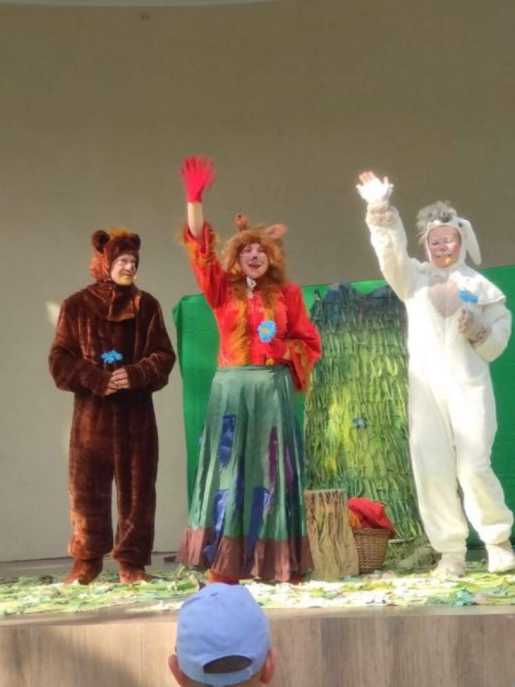 ???? Teatrul pentru copii "Piciul Julien" revine în Alunelul! ☝ Începând cu ziua de astăzi, 16 iulie și până duminica viit...