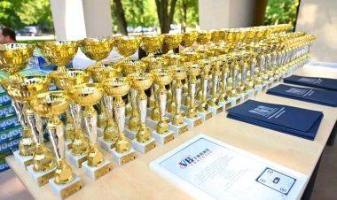 ♟ Parcul "Alunelul" a fost gazda finalei Turneului municipal de șah și joc de dame „Cupa seniorilor”. ????În finală sau re...