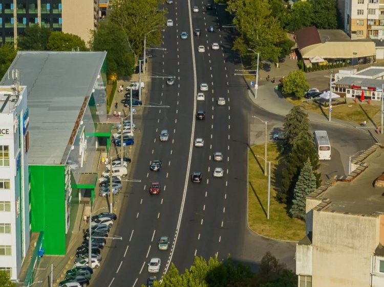 ✍ Calea Ieșilor are o nouă față! ☝ Cartierul "Sculeni" (mai numit de chișinăuieni și Sculeanca) din sectorul Buiucani ar...