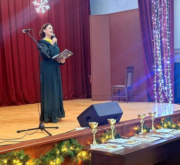 ✍ "Dacă n-ar fi iubirea, M-aș teme de viață!" ~ Grigore Vieru ~  Astăzi, în sala Pretura sectorului Buiucani , a avut lo...